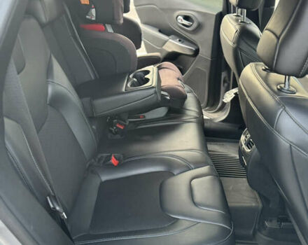 Джип Чероки 2020 в Киеве на Automoto.ua Серый Джип Чероки, объемом двигателя 3.24 л и пробегом 73 тыс. км за 22500 $, фото 16 на Automoto.ua