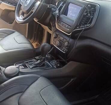 Сірий Джип Cherokee, об'ємом двигуна 3.24 л та пробігом 131 тис. км за 21345 $, фото 17 на Automoto.ua
