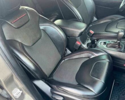 Джип Чероки 2020 в Житомире на Automoto.ua Серый Джип Чероки, объемом двигателя 3.2 л и пробегом 45 тыс. км за 5900 $, фото 8 на Automoto.ua