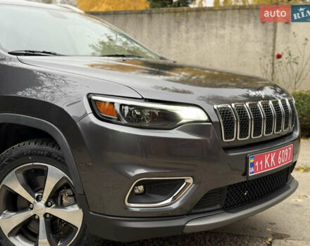 Сірий Джип Cherokee, об'ємом двигуна 3.24 л та пробігом 104 тис. км за 17200 $, фото 4 на Automoto.ua