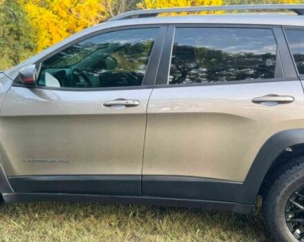 Джип Чероки 2020 в Житомире на Automoto.ua Серый Джип Чероки, объемом двигателя 3.2 л и пробегом 45 тыс. км за 5900 $, фото 4 на Automoto.ua