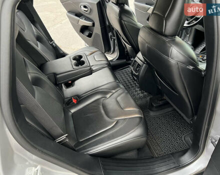 Джип Чероки 2020 в Харькове на Automoto.ua Серый Джип Чероки, объемом двигателя 3.24 л и пробегом 45 тыс. км за 18700 $, фото 18 на Automoto.ua