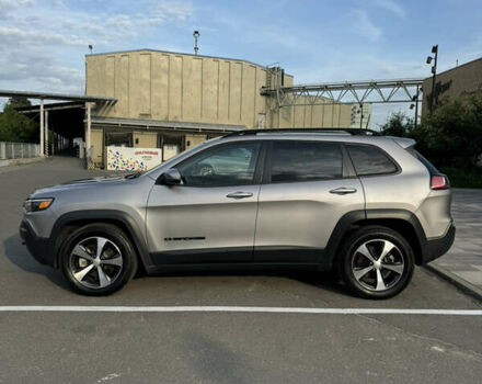 Джип Чероки 2020 в Киеве на Automoto.ua Серый Джип Чероки, объемом двигателя 3.24 л и пробегом 73 тыс. км за 22500 $, фото 6 на Automoto.ua
