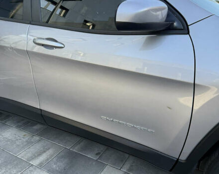 Серый Джип Чероки, объемом двигателя 2.36 л и пробегом 257 тыс. км за 13700 $, фото 11 на Automoto.ua