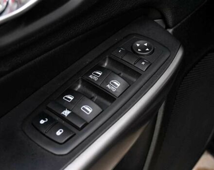 Серый Джип Чероки, объемом двигателя 2.4 л и пробегом 82 тыс. км за 10200 $, фото 18 на Automoto.ua