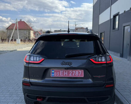 Сірий Джип Cherokee, об'ємом двигуна 0 л та пробігом 34 тис. км за 22300 $, фото 9 на Automoto.ua
