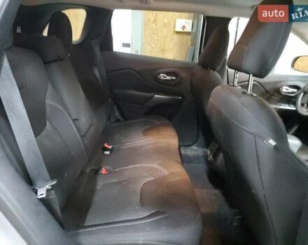 Серый Джип Чероки, объемом двигателя 2.36 л и пробегом 95 тыс. км за 2900 $, фото 10 на Automoto.ua