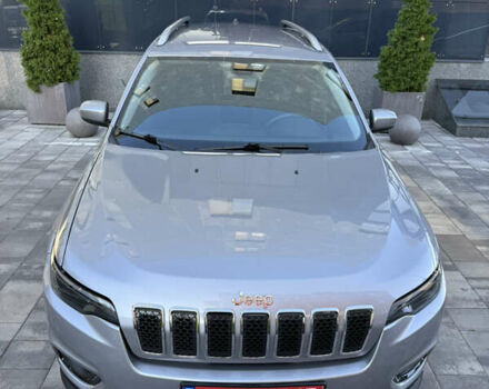 Серый Джип Чероки, объемом двигателя 2.36 л и пробегом 257 тыс. км за 13700 $, фото 3 на Automoto.ua