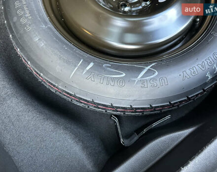 Серый Джип Чероки, объемом двигателя 2.4 л и пробегом 165 тыс. км за 15699 $, фото 256 на Automoto.ua