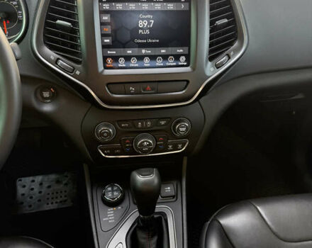Сірий Джип Cherokee, об'ємом двигуна 3.24 л та пробігом 19 тис. км за 20900 $, фото 21 на Automoto.ua