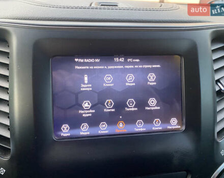 Серый Джип Чероки, объемом двигателя 2.36 л и пробегом 138 тыс. км за 15300 $, фото 12 на Automoto.ua