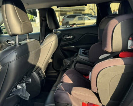 Сірий Джип Cherokee, об'ємом двигуна 3.24 л та пробігом 71 тис. км за 24000 $, фото 24 на Automoto.ua