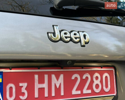 Серый Джип Чероки, объемом двигателя 2.4 л и пробегом 165 тыс. км за 15699 $, фото 113 на Automoto.ua