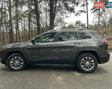 Сірий Джип Cherokee, об'ємом двигуна 3.24 л та пробігом 90 тис. км за 19800 $, фото 6 на Automoto.ua