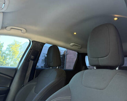 Серый Джип Чероки, объемом двигателя 2.36 л и пробегом 257 тыс. км за 13700 $, фото 29 на Automoto.ua