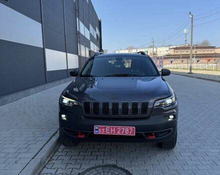 Сірий Джип Cherokee, об'ємом двигуна 0 л та пробігом 34 тис. км за 22300 $, фото 3 на Automoto.ua