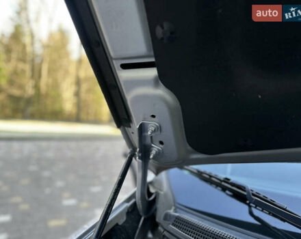 Серый Джип Чероки, объемом двигателя 2.4 л и пробегом 165 тыс. км за 15699 $, фото 273 на Automoto.ua