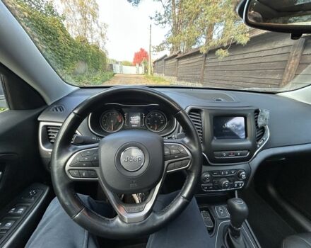 Серый Джип Чероки, объемом двигателя 3.2 л и пробегом 38 тыс. км за 19300 $, фото 14 на Automoto.ua