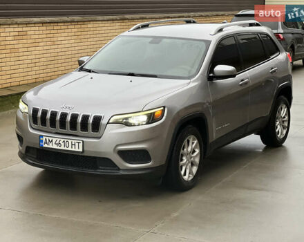 Серый Джип Чероки, объемом двигателя 2.36 л и пробегом 98 тыс. км за 15700 $, фото 1 на Automoto.ua