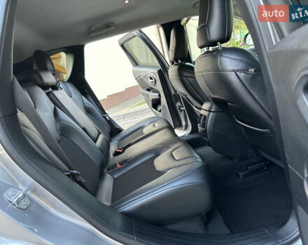 Серый Джип Чероки, объемом двигателя 2.4 л и пробегом 165 тыс. км за 15699 $, фото 227 на Automoto.ua