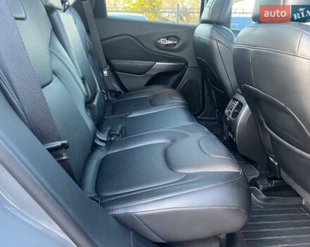 Серый Джип Чероки, объемом двигателя 3.24 л и пробегом 77 тыс. км за 21500 $, фото 13 на Automoto.ua