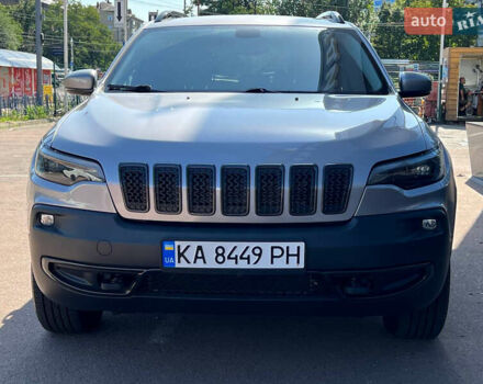 Серый Джип Чероки, объемом двигателя 3.2 л и пробегом 72 тыс. км за 23900 $, фото 2 на Automoto.ua