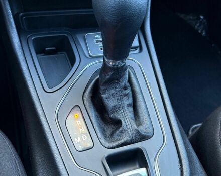 Серый Джип Чероки, объемом двигателя 2.4 л и пробегом 256 тыс. км за 13700 $, фото 16 на Automoto.ua