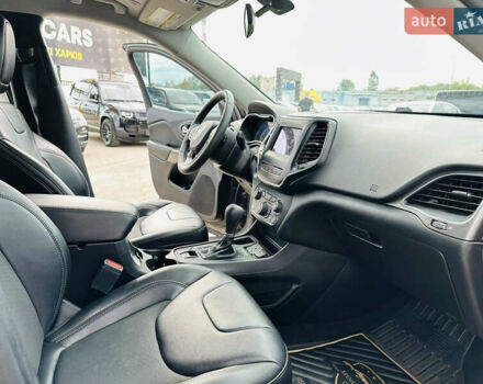 Сірий Джип Cherokee, об'ємом двигуна 2.36 л та пробігом 77 тис. км за 15999 $, фото 23 на Automoto.ua