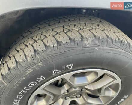 Сірий Джип Cherokee, об'ємом двигуна 3.24 л та пробігом 51 тис. км за 22800 $, фото 9 на Automoto.ua