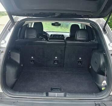 Серый Джип Чероки, объемом двигателя 3.24 л и пробегом 85 тыс. км за 19200 $, фото 3 на Automoto.ua