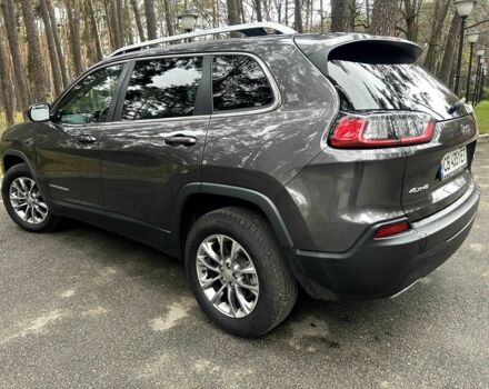 Серый Джип Чероки, объемом двигателя 3.2 л и пробегом 58 тыс. км за 19800 $, фото 3 на Automoto.ua