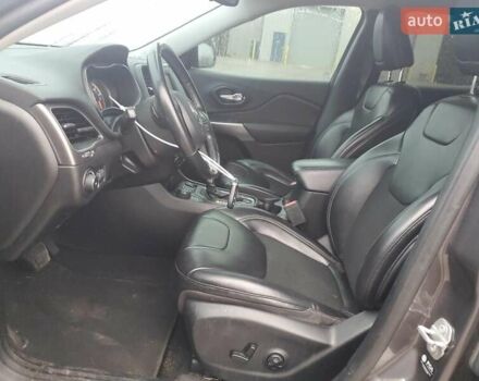 Серый Джип Чероки, объемом двигателя 2.36 л и пробегом 89 тыс. км за 8464 $, фото 6 на Automoto.ua