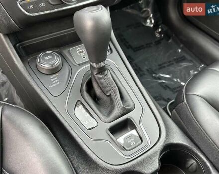 Сірий Джип Cherokee, об'ємом двигуна 2.36 л та пробігом 66 тис. км за 4100 $, фото 16 на Automoto.ua