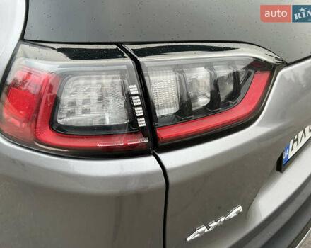 Джип Чероки 2020 в Харькове на Automoto.ua Серый Джип Чероки, объемом двигателя 3.24 л и пробегом 45 тыс. км за 18700 $, фото 12 на Automoto.ua