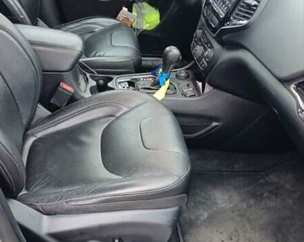 Сірий Джип Cherokee, об'ємом двигуна 3.2 л та пробігом 161 тис. км за 18299 $, фото 4 на Automoto.ua