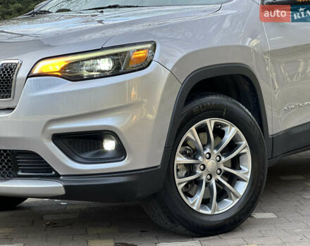 Серый Джип Чероки, объемом двигателя 2.4 л и пробегом 165 тыс. км за 15699 $, фото 21 на Automoto.ua