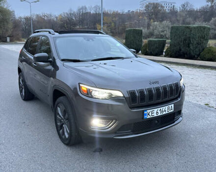 Сірий Джип Cherokee, об'ємом двигуна 3.24 л та пробігом 43 тис. км за 19199 $, фото 21 на Automoto.ua