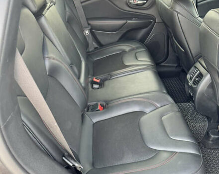 Серый Джип Чероки, объемом двигателя 3.24 л и пробегом 124 тыс. км за 18900 $, фото 24 на Automoto.ua