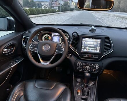 Серый Джип Чероки, объемом двигателя 3.2 л и пробегом 43 тыс. км за 21800 $, фото 6 на Automoto.ua