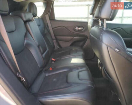 Джип Cherokee 2021 у Львові на Automoto.ua Сірий Джип Cherokee, об'ємом двигуна 3.2 л та пробігом 141 тис. км за 10600 $, фото 8 на Automoto.ua