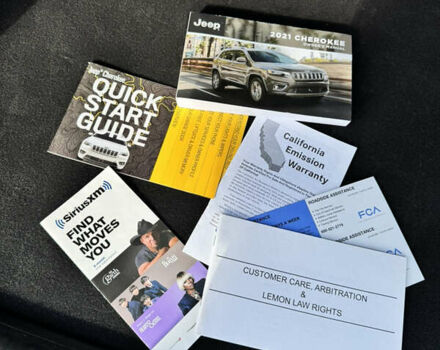 Серый Джип Чероки, объемом двигателя 3.24 л и пробегом 124 тыс. км за 18900 $, фото 30 на Automoto.ua