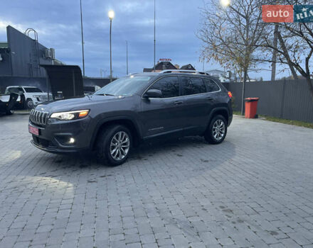 Серый Джип Чероки, объемом двигателя 1.99 л и пробегом 122 тыс. км за 17900 $, фото 2 на Automoto.ua