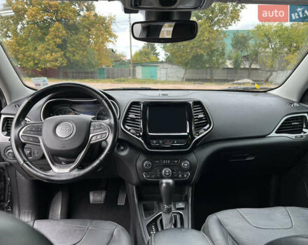 Сірий Джип Cherokee, об'ємом двигуна 3.2 л та пробігом 121 тис. км за 17800 $, фото 32 на Automoto.ua