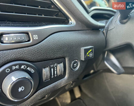 Джип Чероки 2021 в Броварах на Automoto.ua Серый Джип Чероки, объемом двигателя 3.24 л и пробегом 117 тыс. км за 20300 $, фото 3 на Automoto.ua