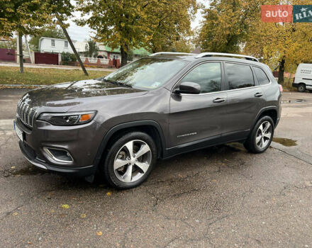 Сірий Джип Cherokee, об'ємом двигуна 3.2 л та пробігом 121 тис. км за 17800 $, фото 2 на Automoto.ua