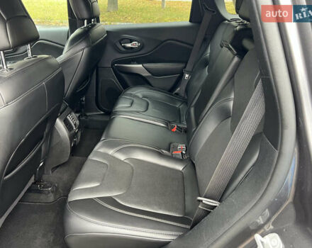 Сірий Джип Cherokee, об'ємом двигуна 3.2 л та пробігом 121 тис. км за 17800 $, фото 29 на Automoto.ua