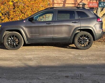 Серый Джип Чероки, объемом двигателя 3.24 л и пробегом 43 тыс. км за 27000 $, фото 5 на Automoto.ua