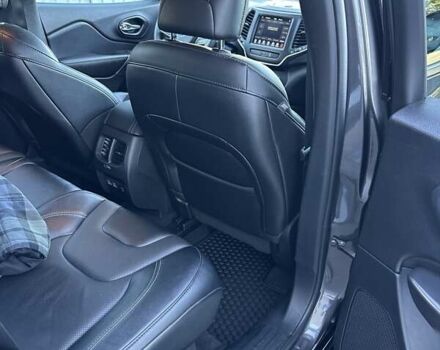 Серый Джип Чероки, объемом двигателя 3.2 л и пробегом 49 тыс. км за 22500 $, фото 20 на Automoto.ua