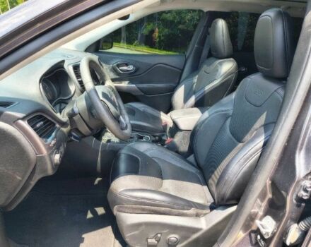 Сірий Джип Cherokee, об'ємом двигуна 3.2 л та пробігом 34 тис. км за 11000 $, фото 9 на Automoto.ua