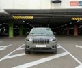 Джип Чероки 2022 в Киеве на Automoto.ua Серый Джип Чероки, объемом двигателя 3.24 л и пробегом 57 тыс. км за 24990 $, фото 2 на Automoto.ua